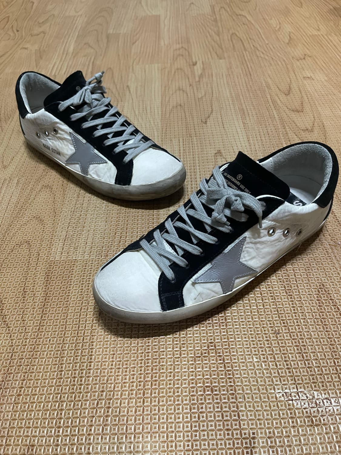 42 골든구스 슈퍼스타 상품이미지1