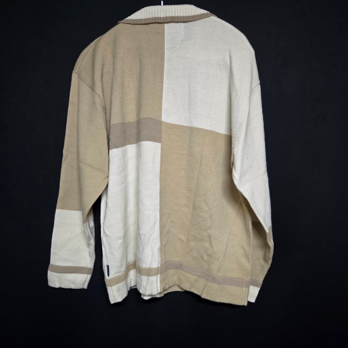 로맨틱크라운 콘트라스트 니트 폴로 베이지(S사이즈) 상품이미지2