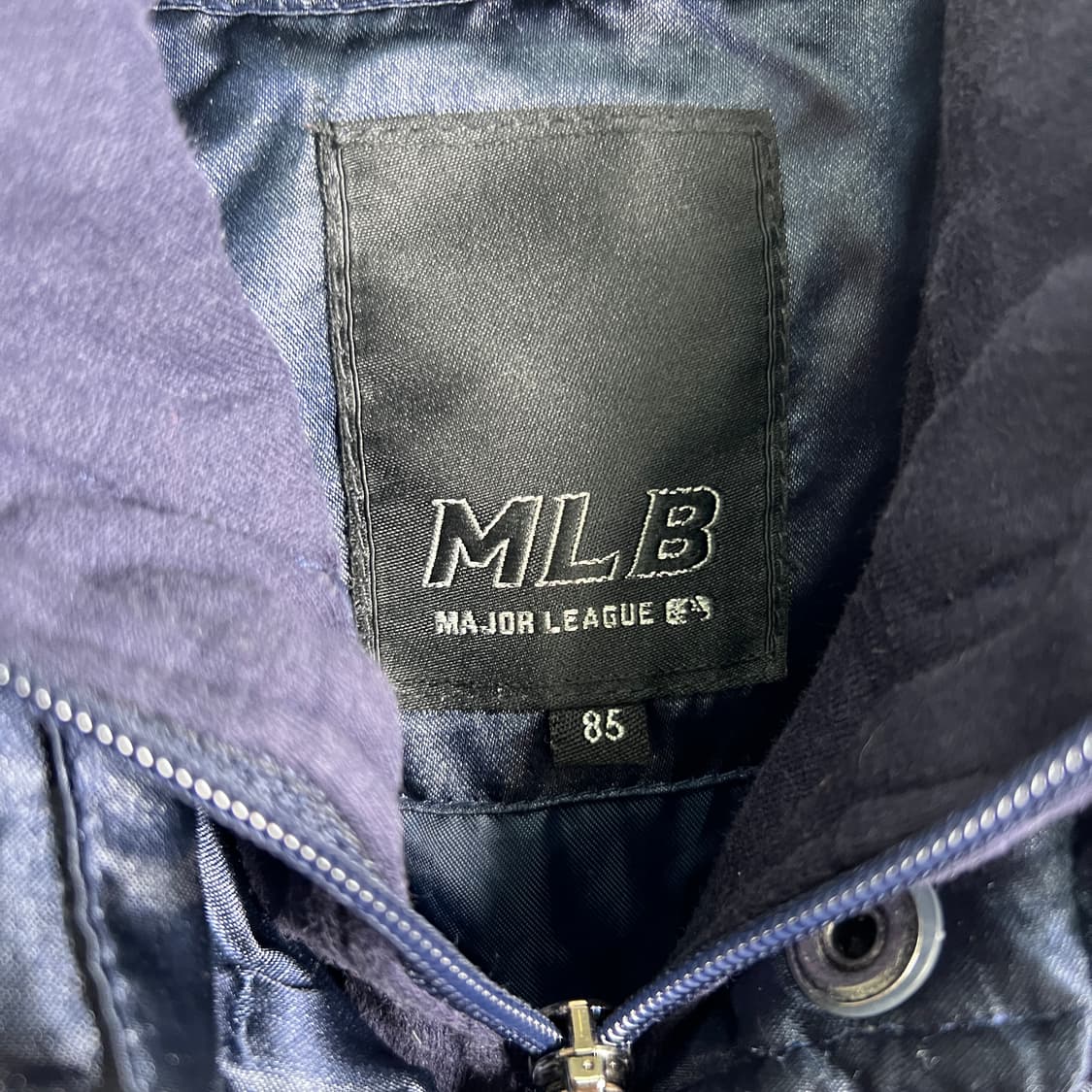 MLB 엠엘비 뉴욕양키스 네이비 후드 패딩 점퍼 85 상품이미지3