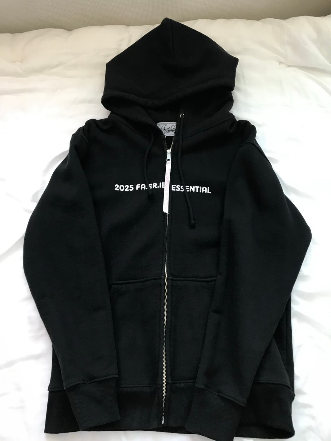 Shopfaerie 샵페어리 하트 벌룬 후드집업 블랙 상품이미지3