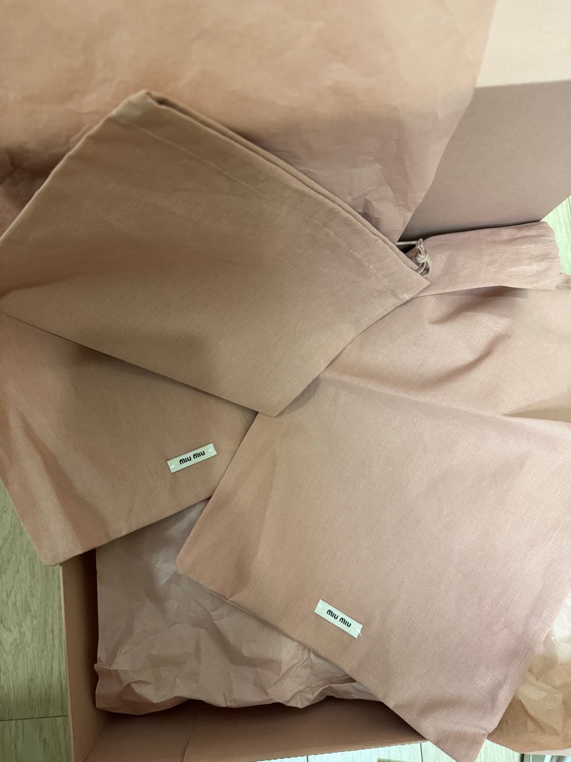 미우미우 여성 블리치드 스니커즈 36.5 (230) 상품이미지7