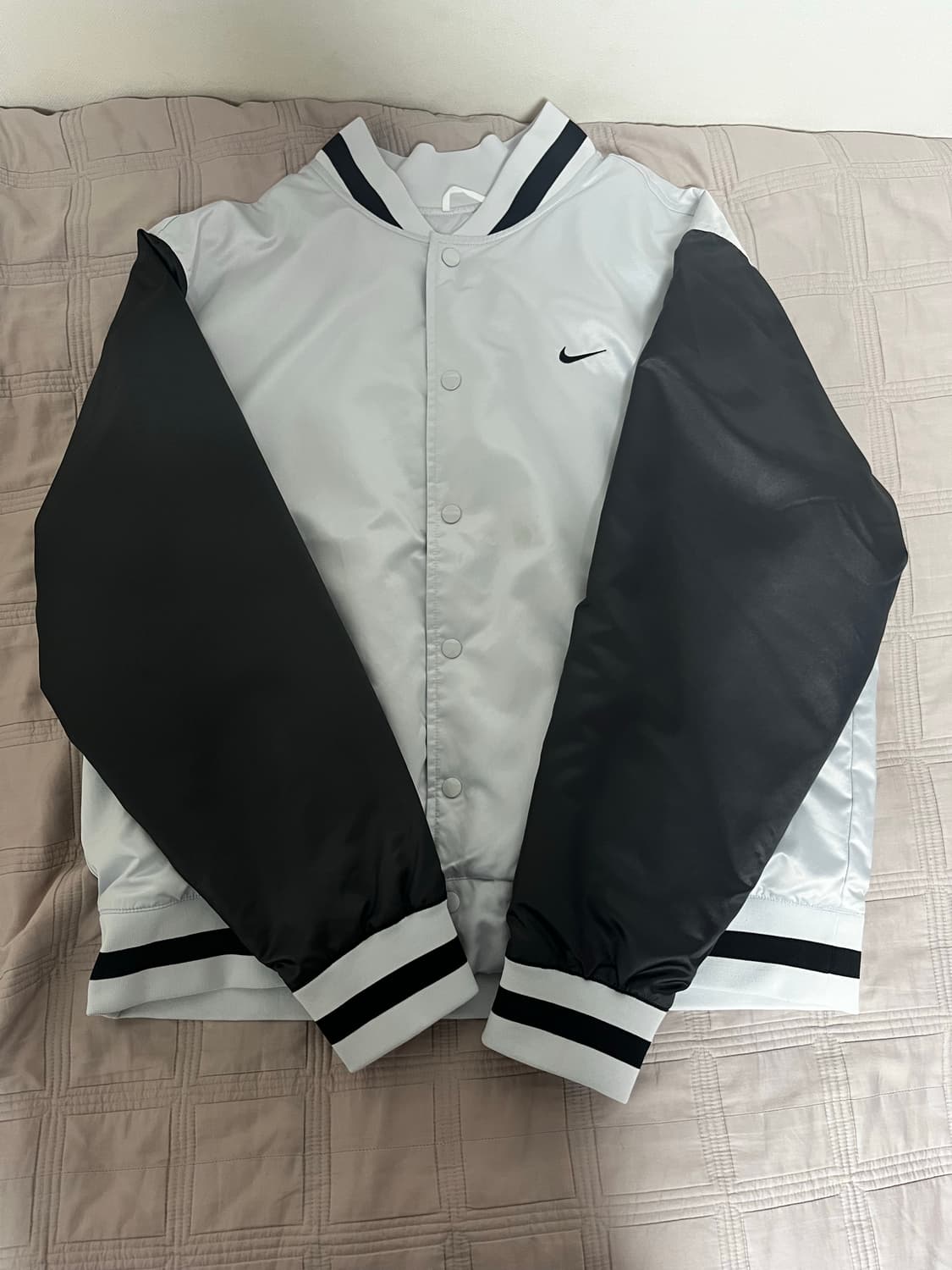 나이키 써마핏 바시티 자켓 그레이 블랙 상품이미지1