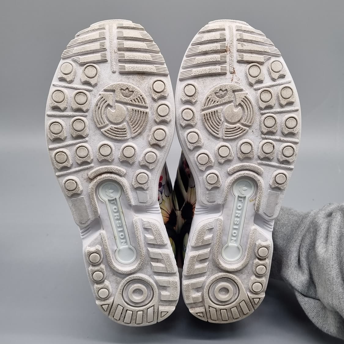 아디다스 ZX 플럭스 여성운동화230 상품이미지3