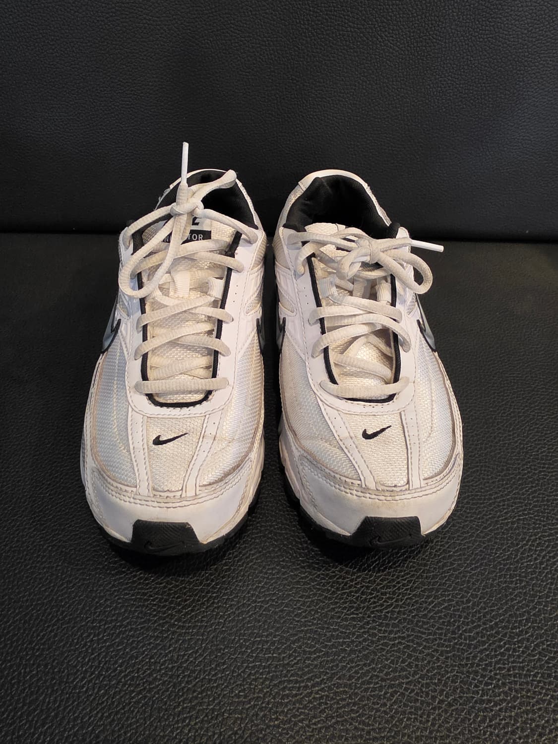 나이키 이니시에이터 화이트 런닝화 상품이미지4