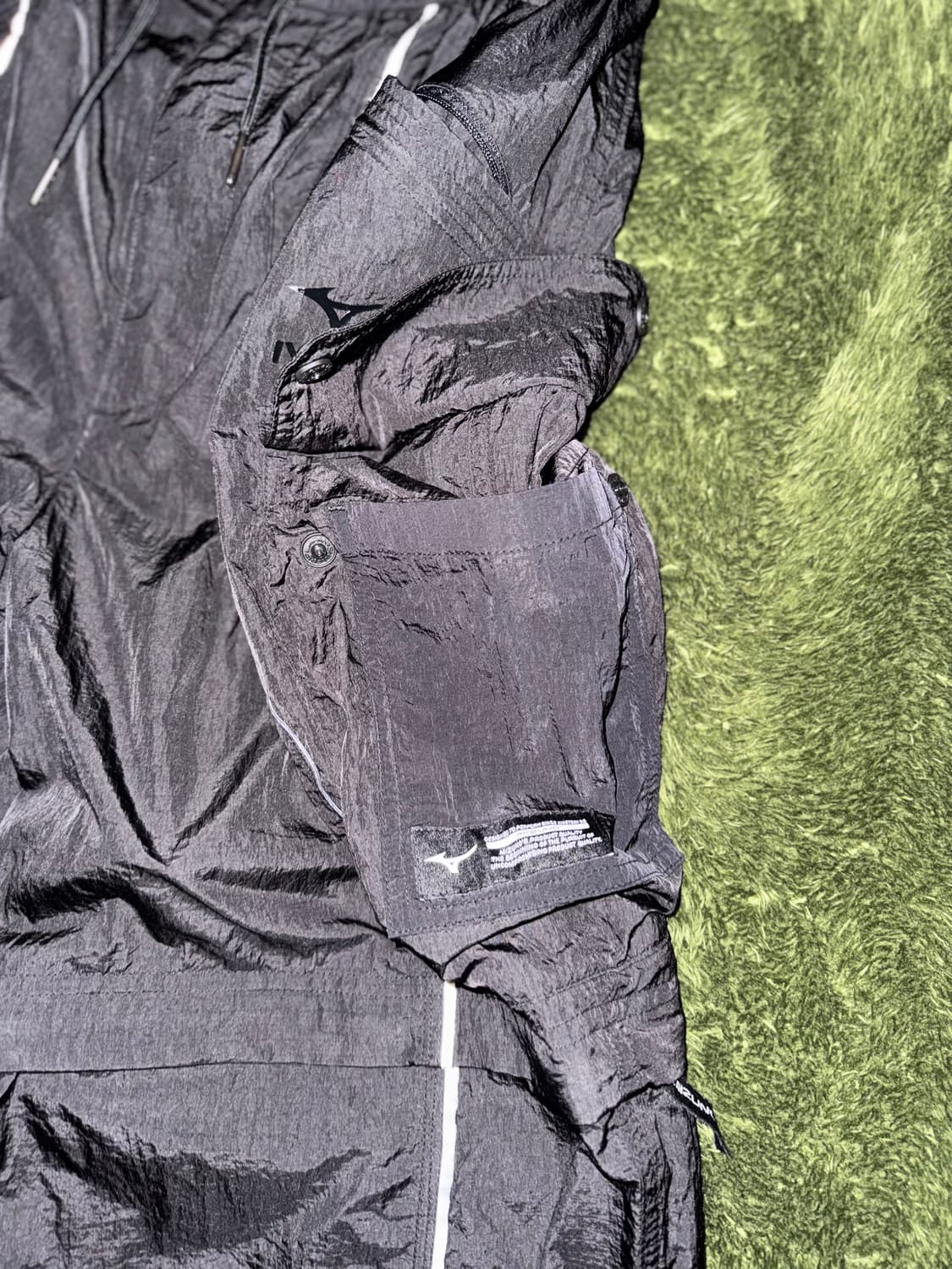 [S] 미즈노 X 일꼬르소 디테처블 라이트웨이트 카고 팬츠 블랙 상품이미지5