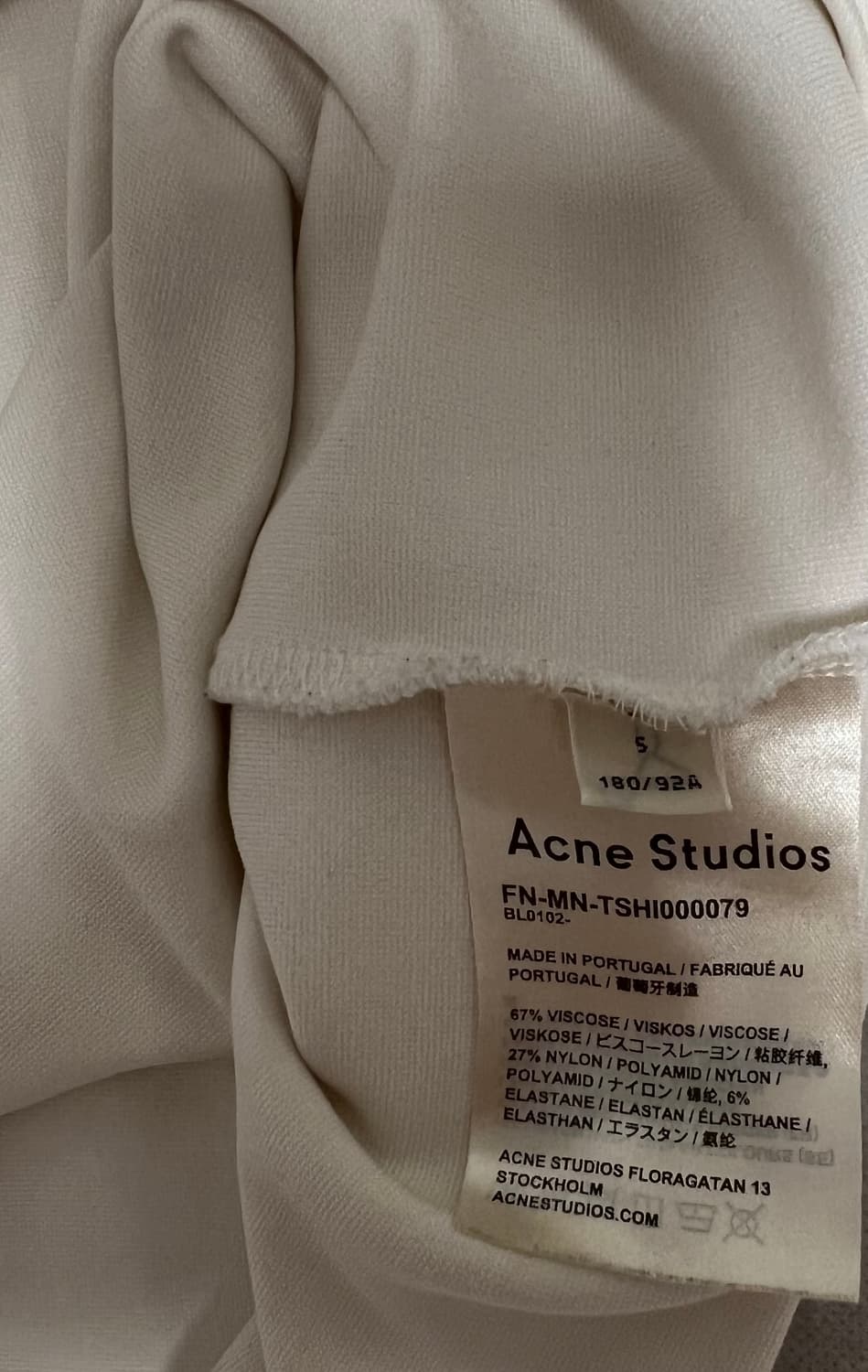 아크네 긴팔 상품이미지2