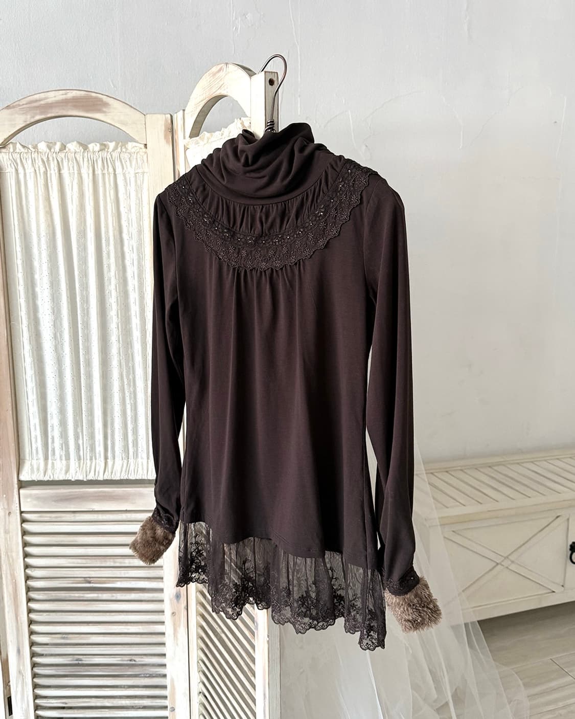 Mocha brown fur detail fairy long sleeve 상품이미지1