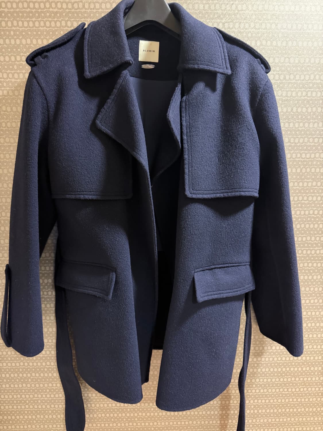 블루민 캐시미어 루즈핏 하프 코트 네이비 상품이미지5