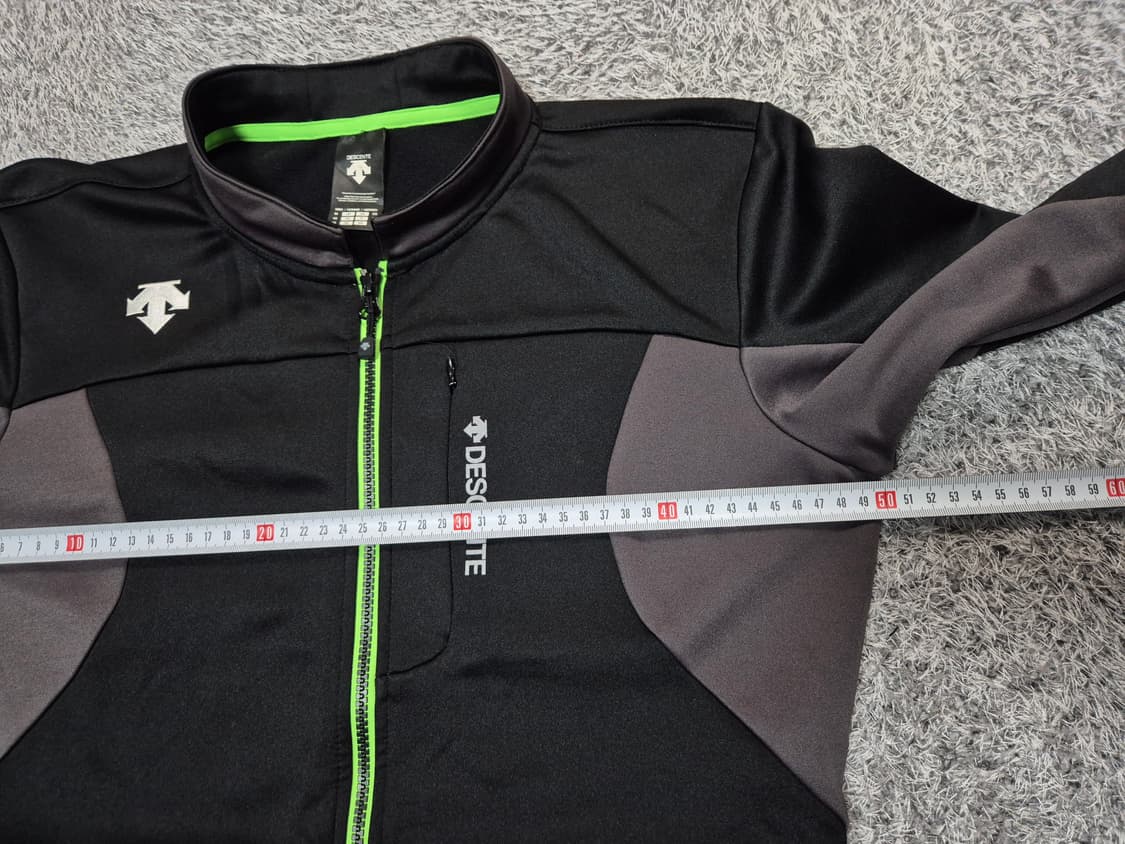 데상트 남성 기모 트랙 자켓 95 상품이미지10