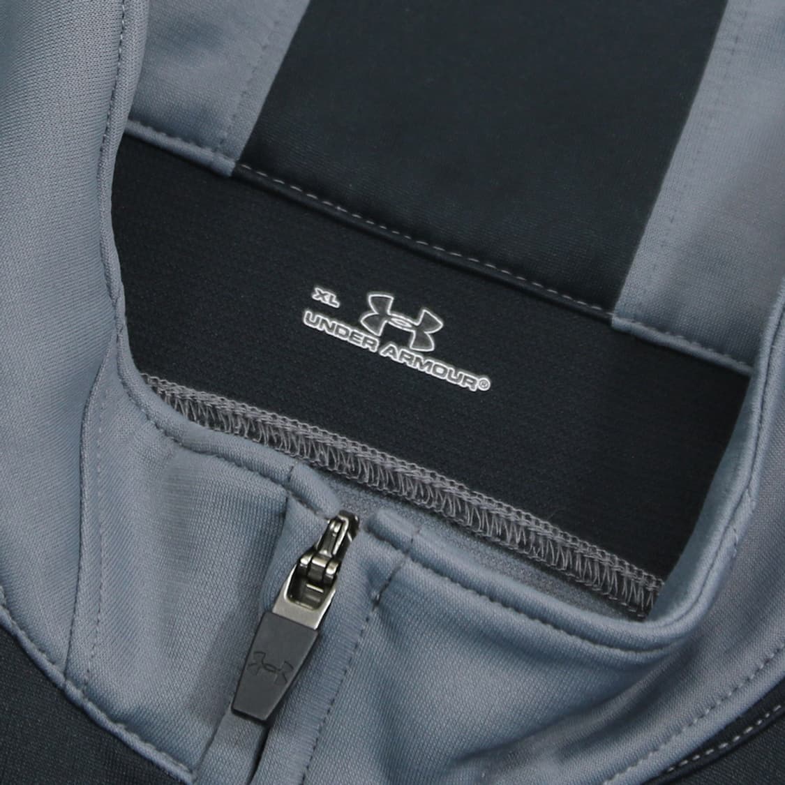 (착용컷) 언더아머 트랙 자켓 (남성용 105) 상품이미지5