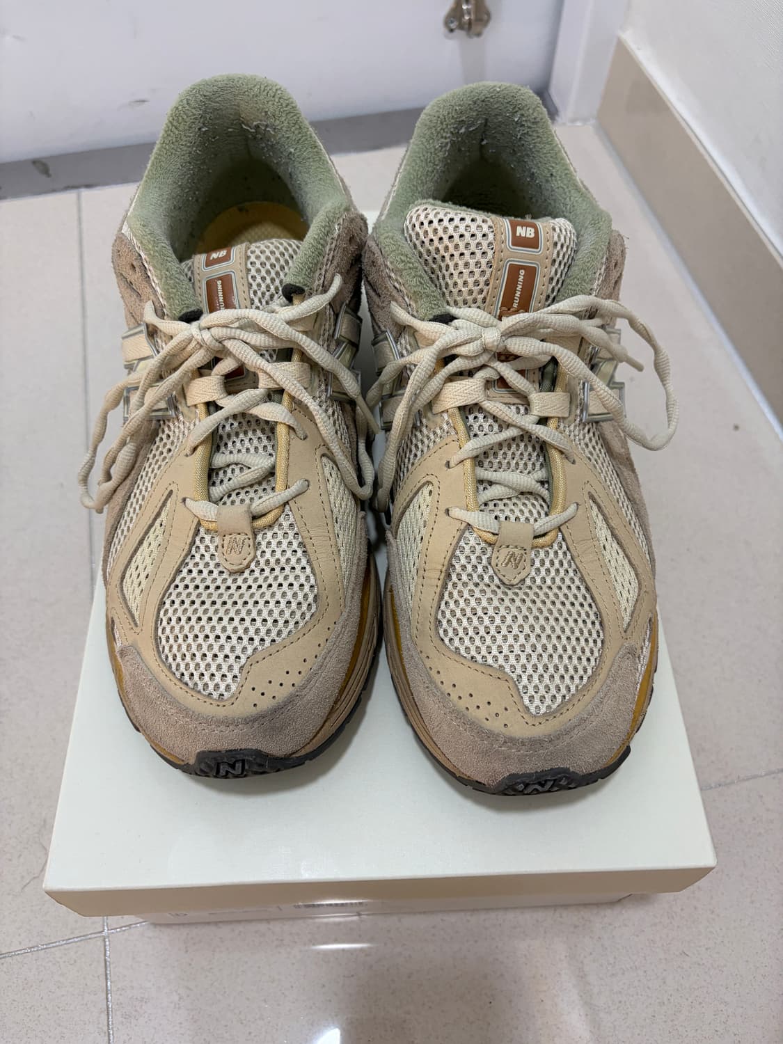 뉴발란스 x 오라리 1906R 본 화이트 11사이즈(290) 상품이미지2