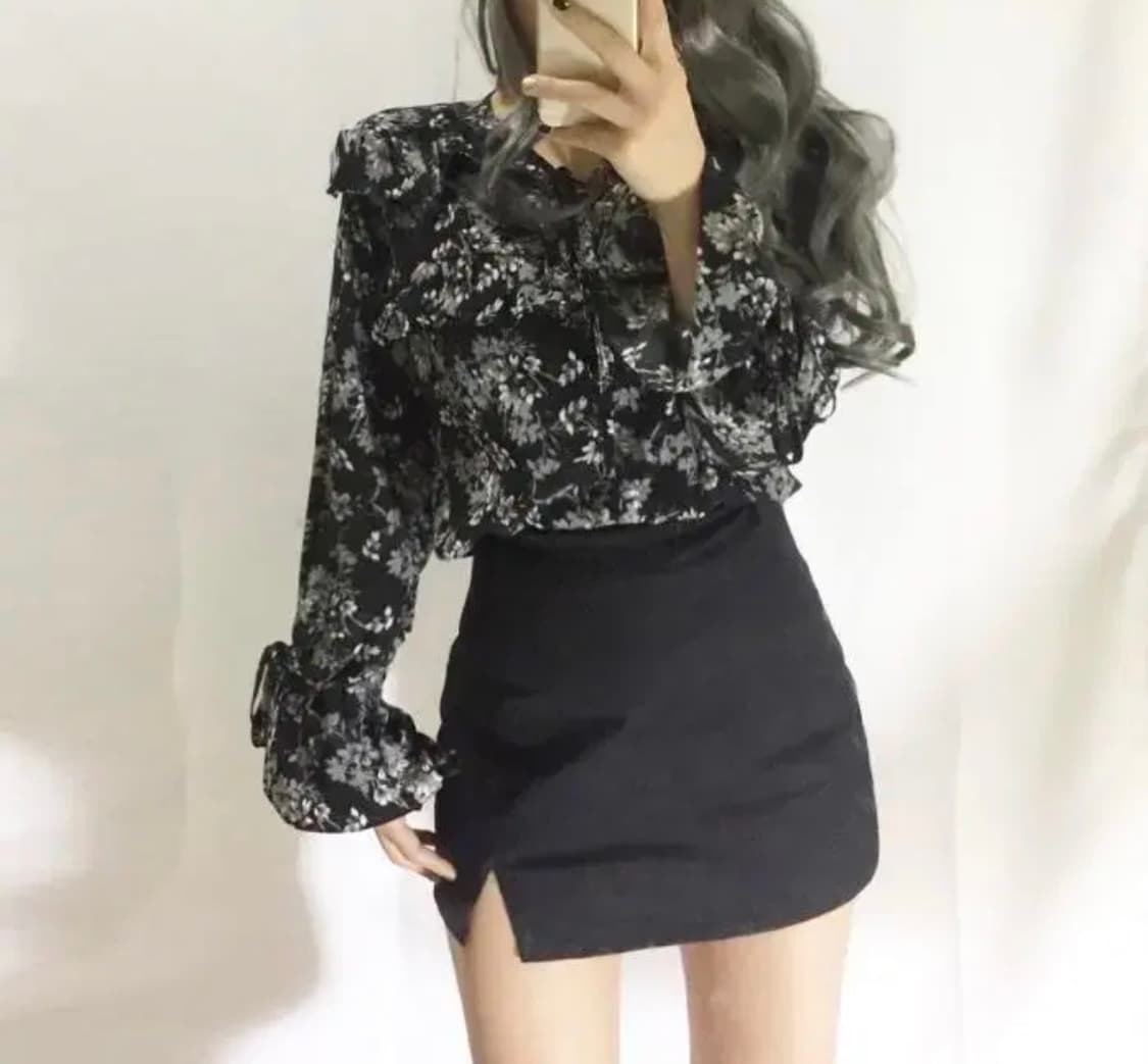 리본 셔링 플라워 꽃무늬 블라우스 블랙 검정 상품이미지2