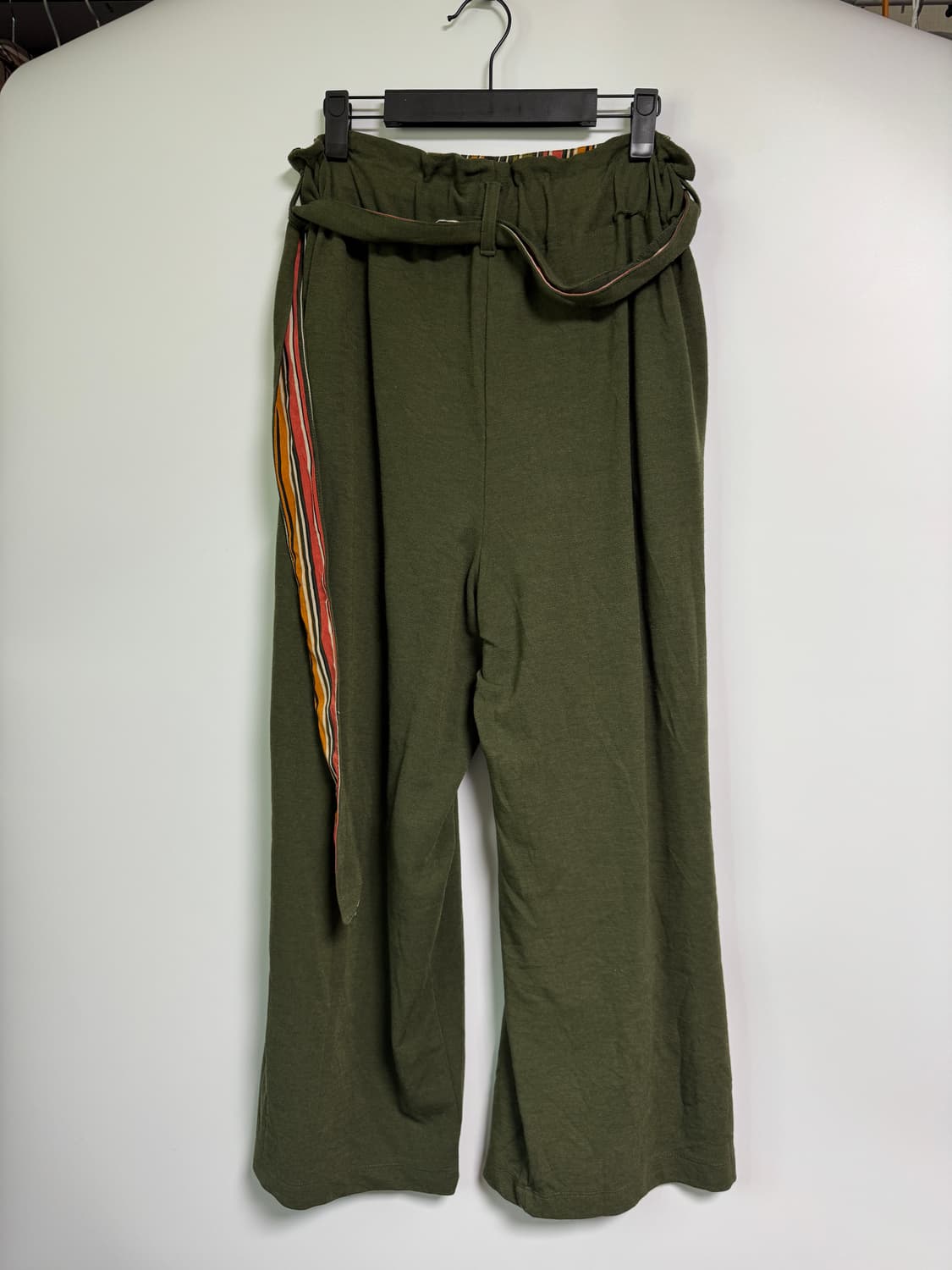 일본 티티카카 브랜드의 카키색 와이드 팬츠 Free 허리 28-30 상품이미지1