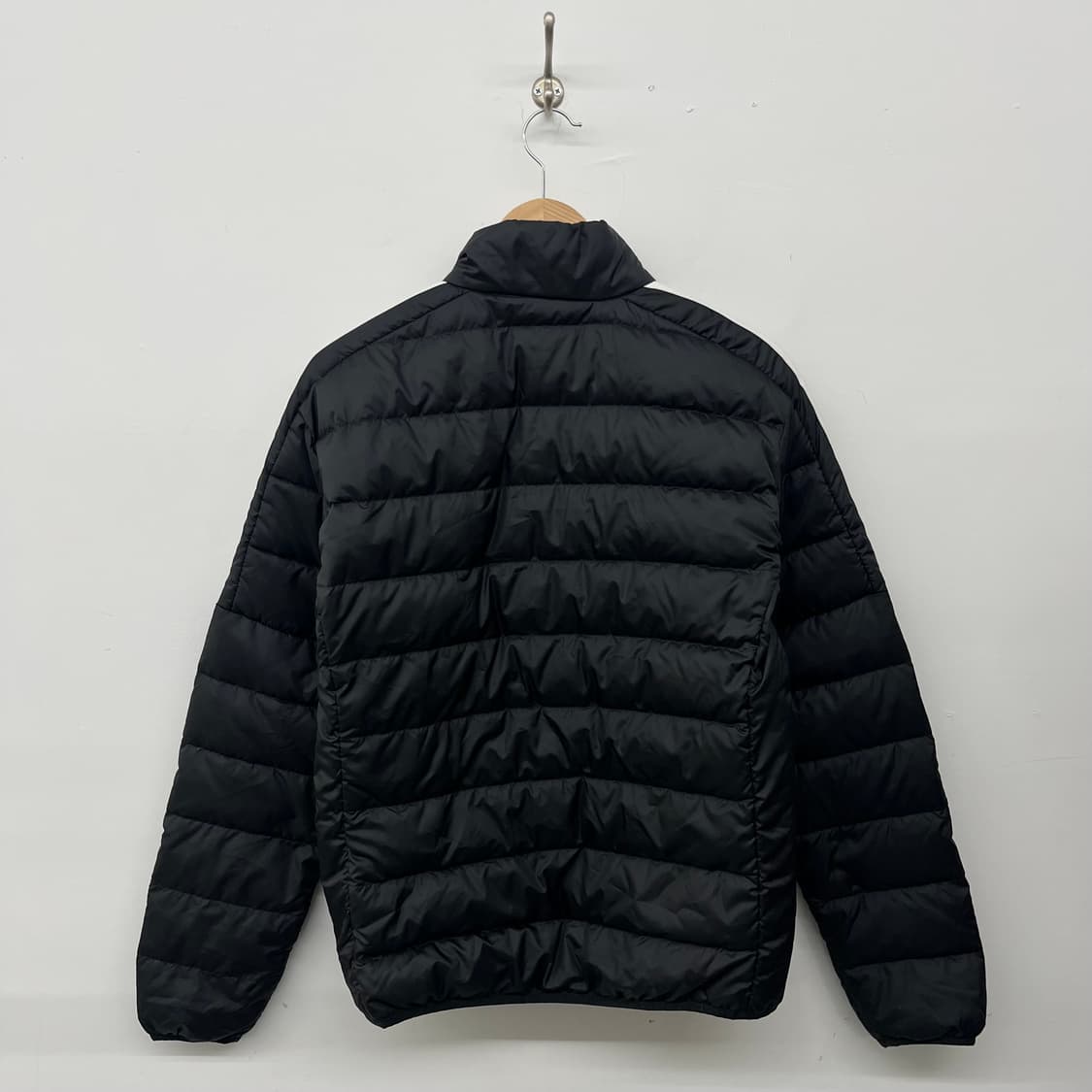 아디다스 3선 패딩 블랙 여/L 상품이미지4