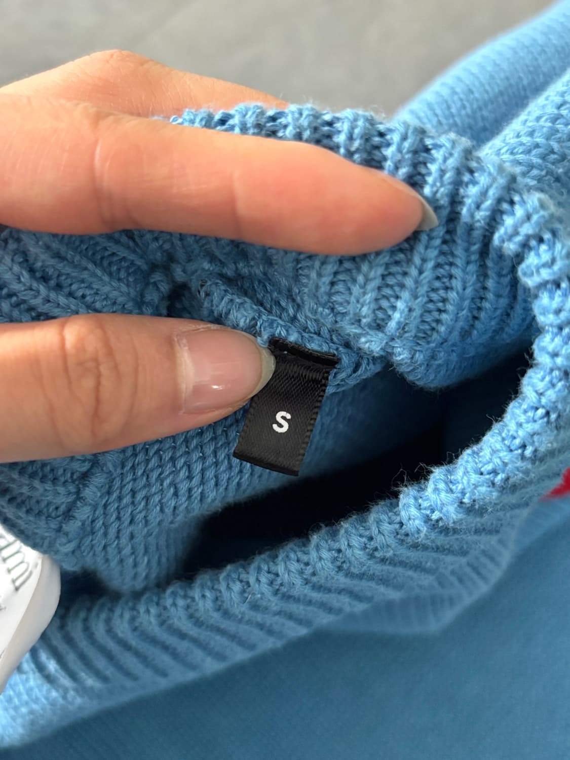 AMI 아미 빅 하트 로고 블루 자수 코튼 스웨터 상품이미지8