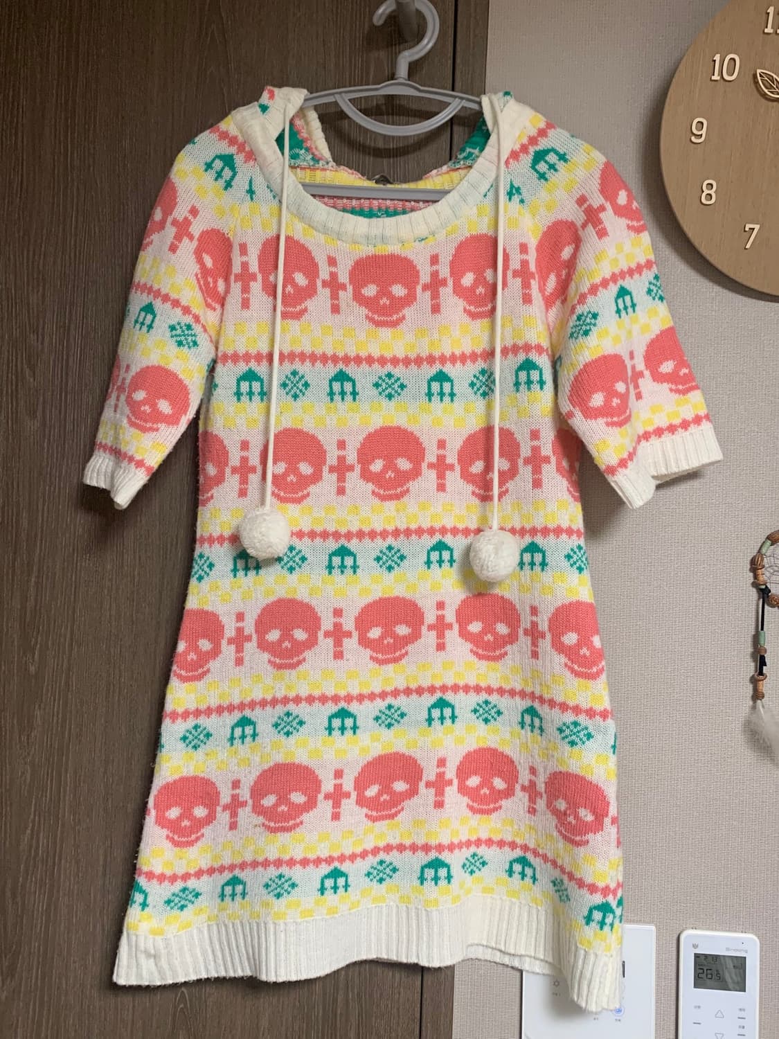 스컬 폼폼 니트원피스 상품이미지1