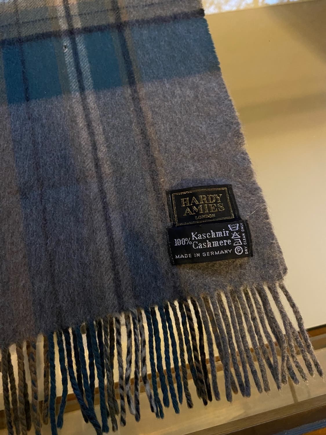 하디스 아미 캐시미어 머플러  상품이미지4