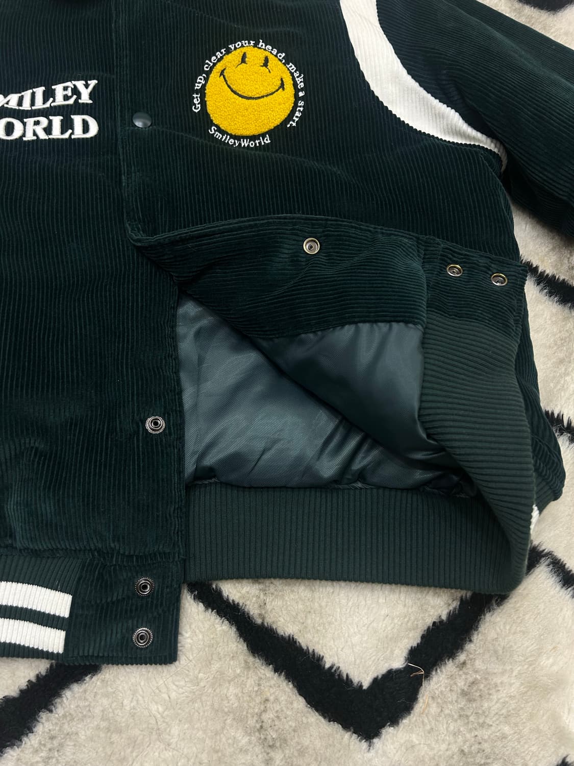 [L]W.스탠다드 오버핏 코듀로이 바시티 점파 상품이미지4