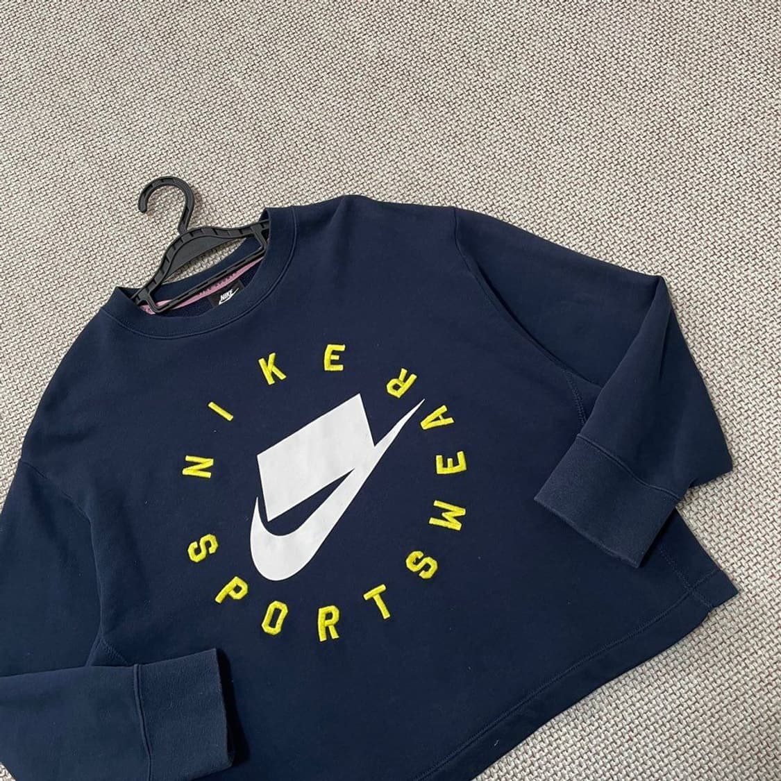 나이키  여성 크롭 라운드 맨투맨  6495 상품이미지2