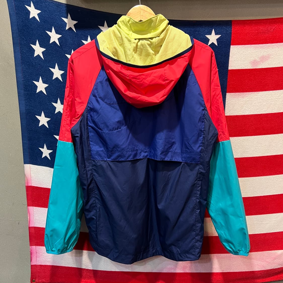 나이키 바르셀로나 바람막이 상품이미지2