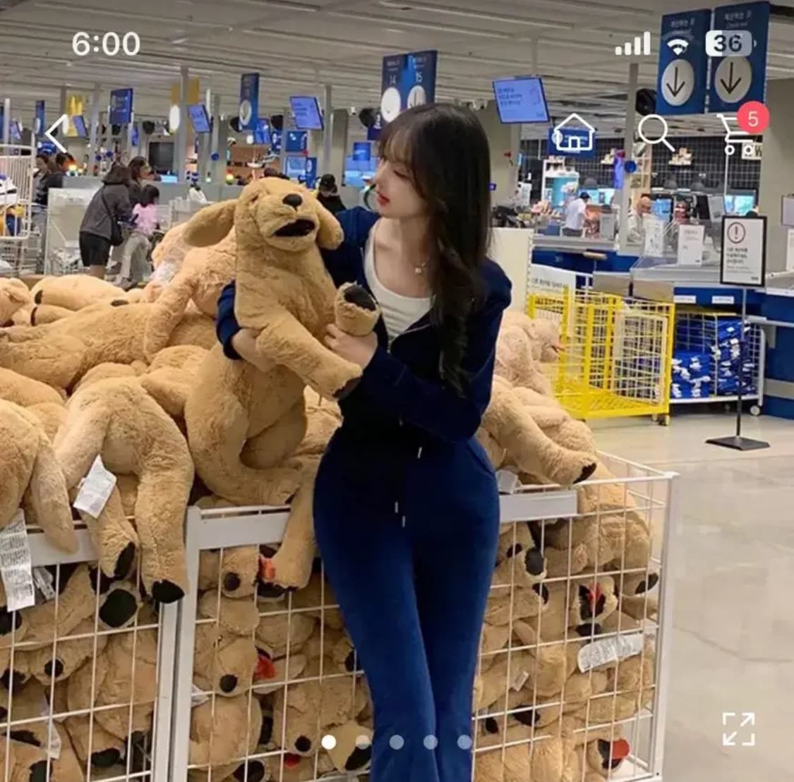 에이블리 벨벳 후드집업 블랙 상품이미지1