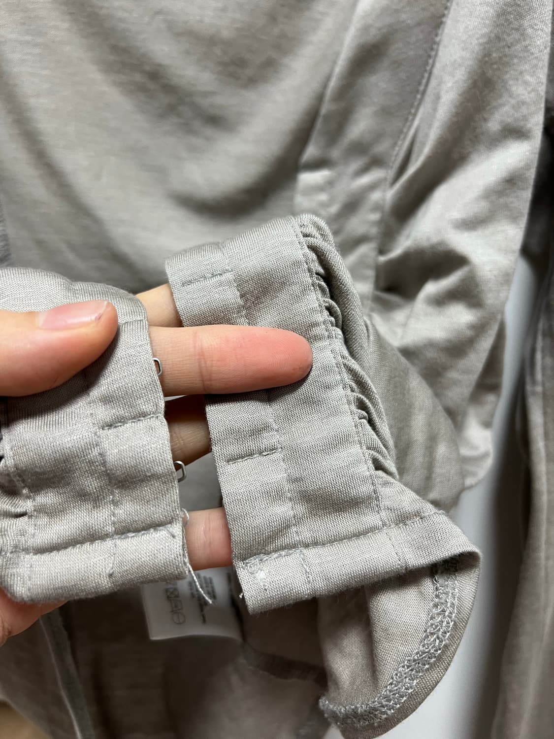 플리즈노팔로우 칸델라 탑 모카그레이 상품이미지3