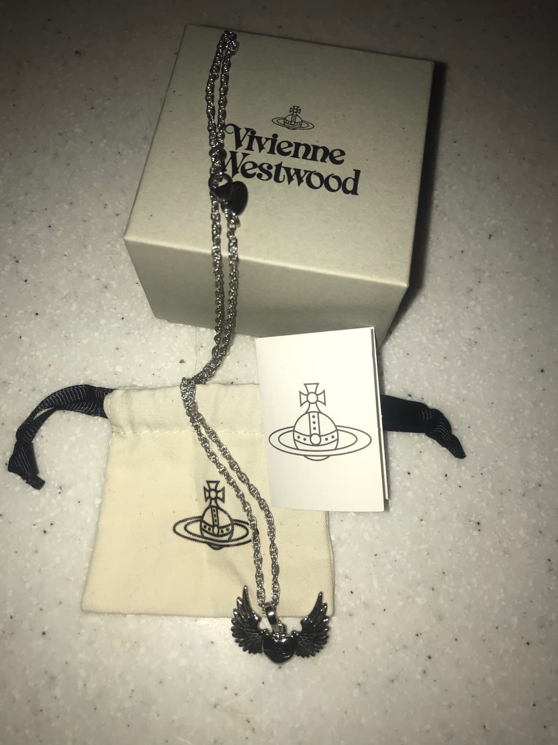 비비안웨스트우드 angel wing 목걸이 상품이미지2