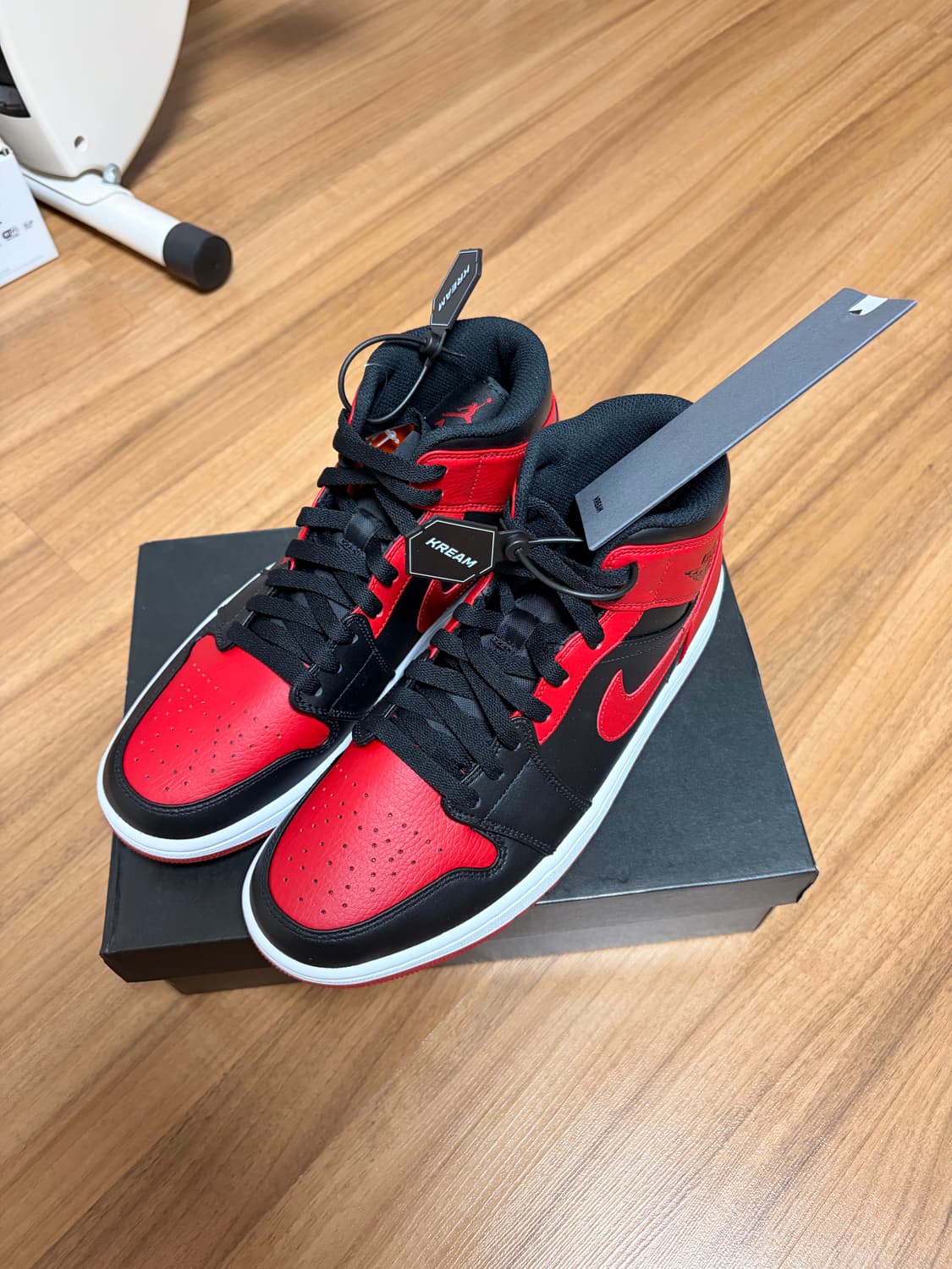 조던 1 미드 브레드 밴드 2020 상품이미지1