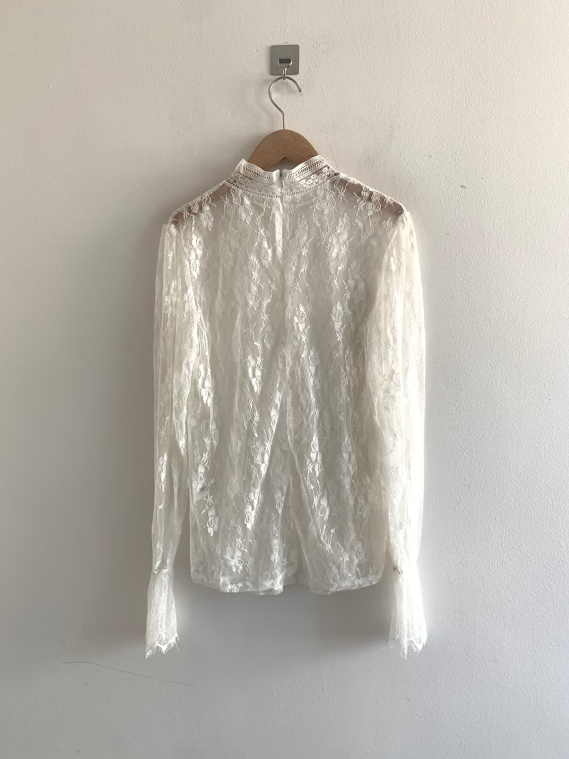 Lace high neck blouse(ivory) 상품이미지6