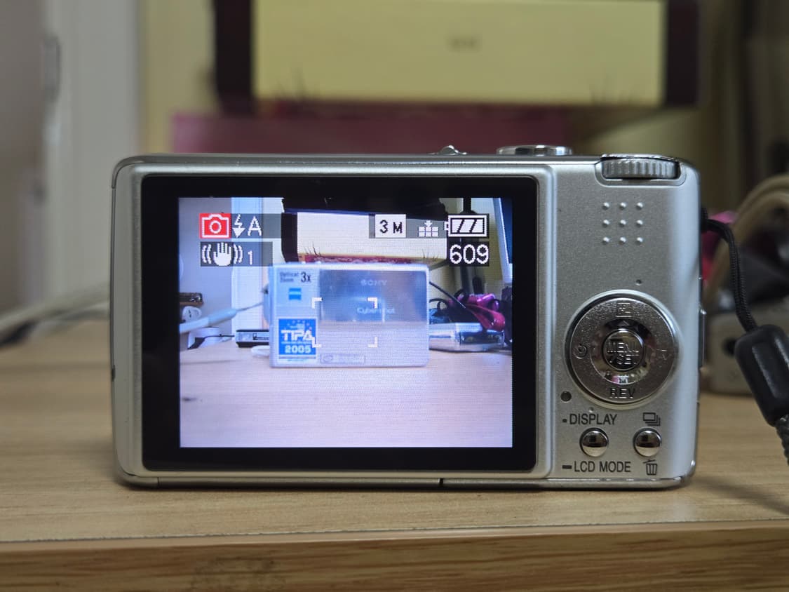 루믹스 DMC-FX01, 라이카 C-LUX1 동일모델 상품이미지3