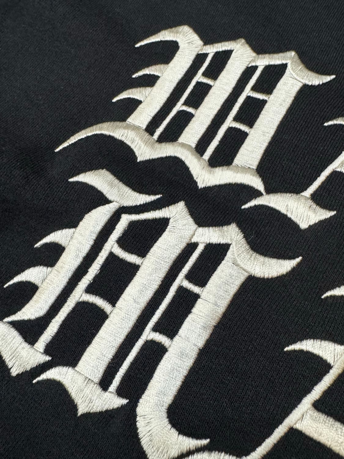 [L] 와코마리아 56타투 스튜디오 맨투맨 블랙  상품이미지3