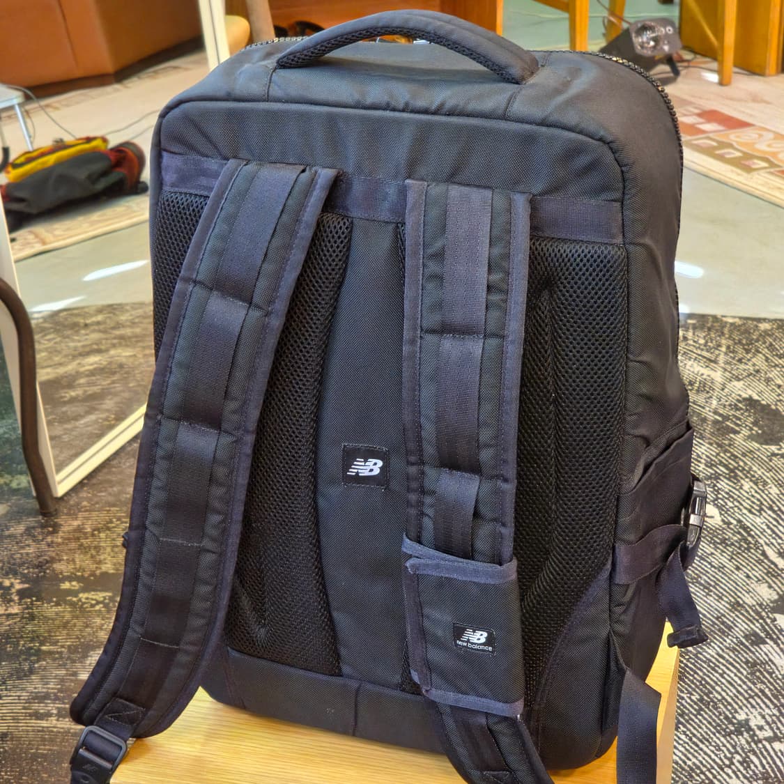 뉴발란스 스퀘어 백팩 상품이미지5