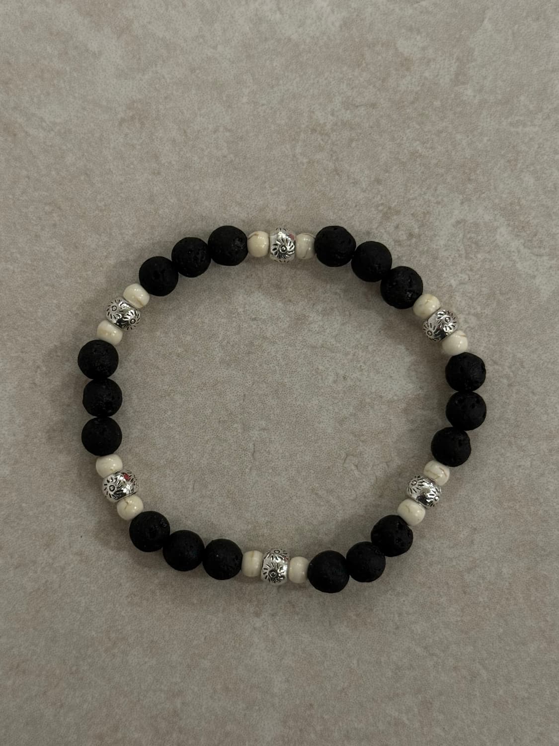 화산석 실버 포인트 팔찌 상품이미지1