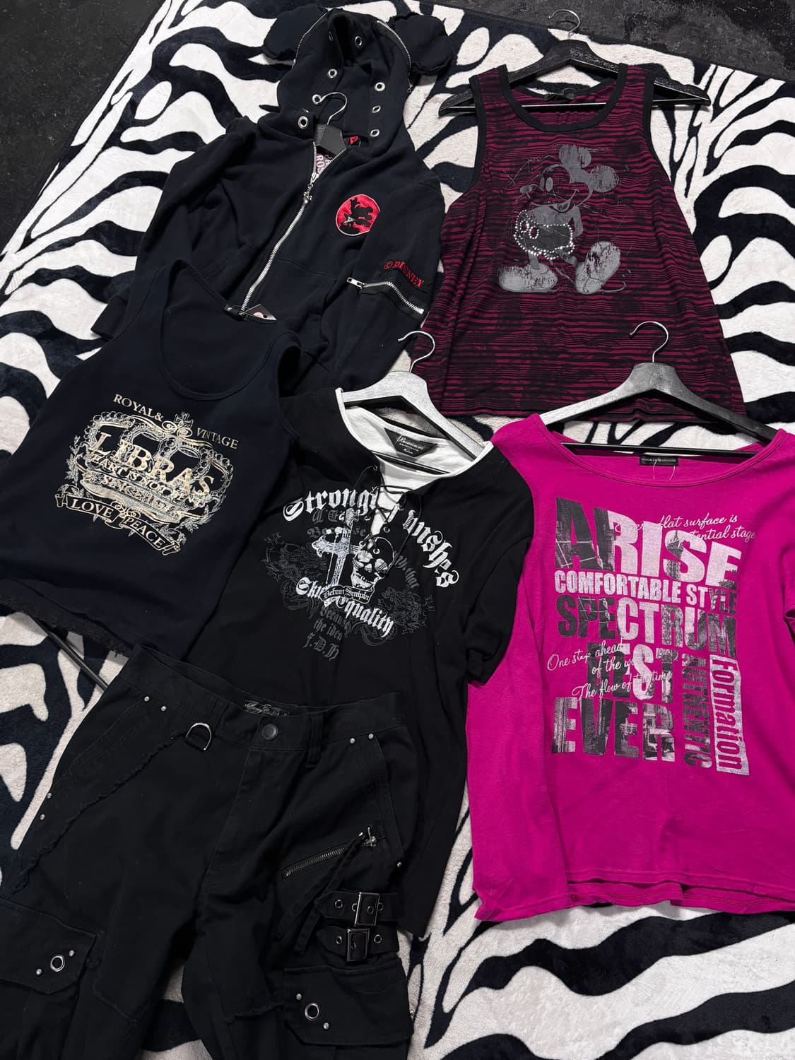 해골 펑크 반팔 티셔츠 블랙 상품이미지5