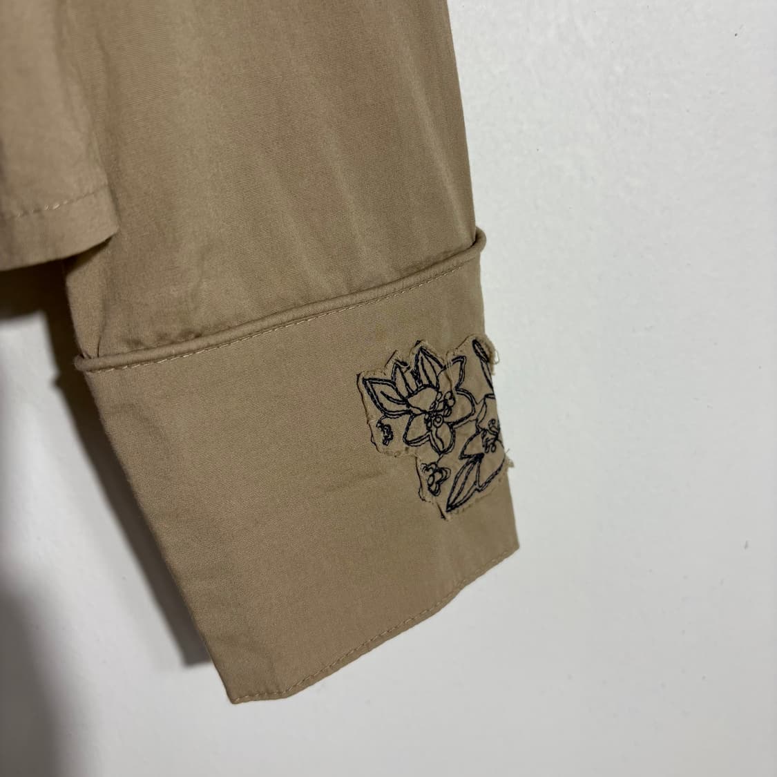 오릴리 자수 포인트 웨스턴 베이지 셔츠 (무료배송) 상품이미지2