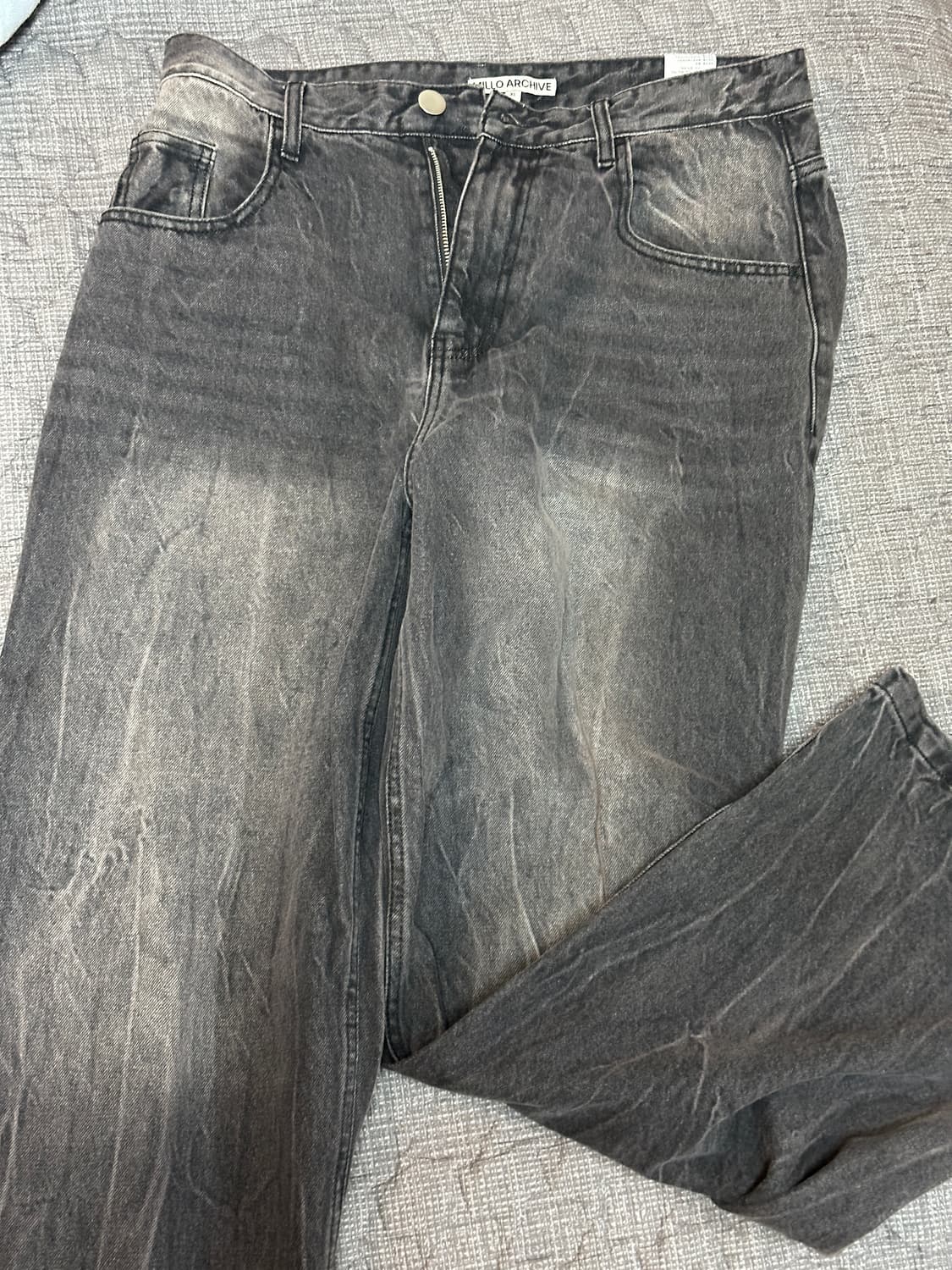 밀로 아카이즈 바지 상품이미지1