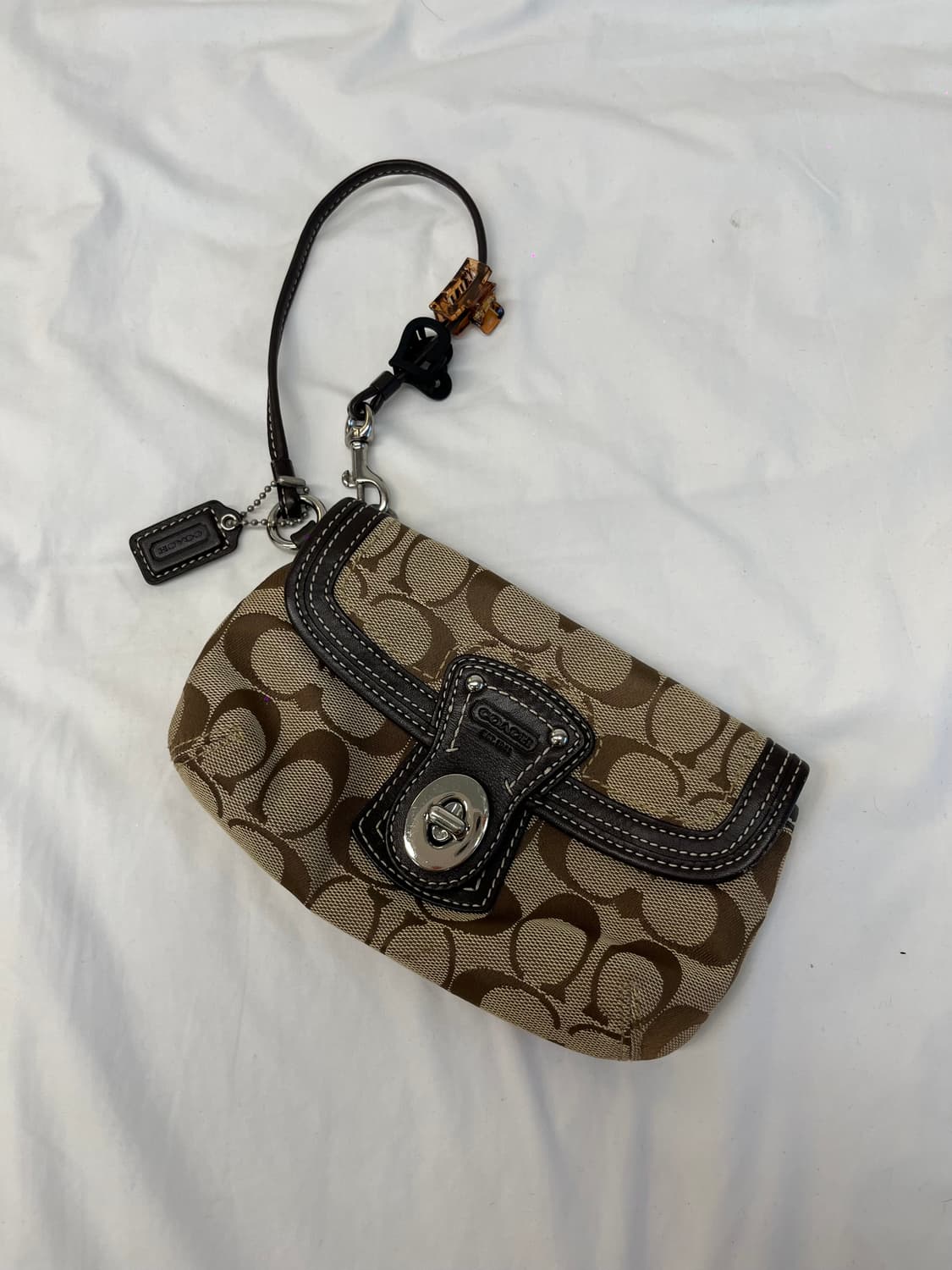 Coach Brown Mini Wallet 상품이미지1