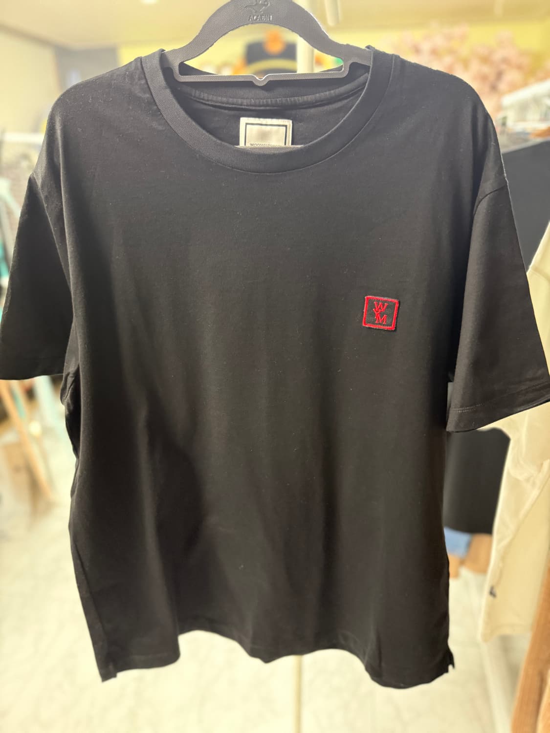 우영미 블랙 반팔티 46 실착(XL) 상품이미지1