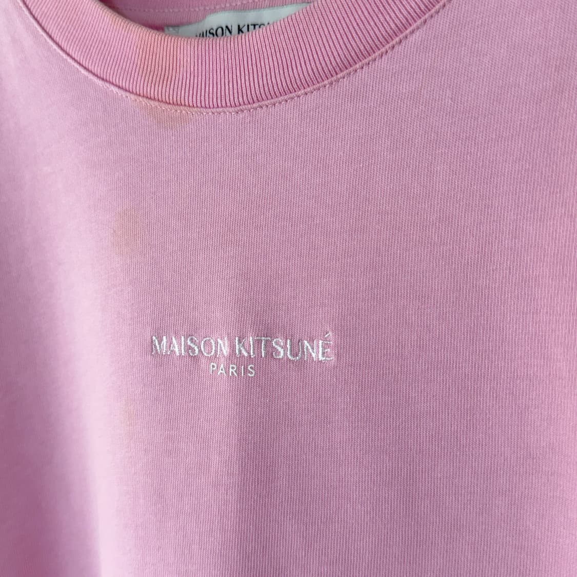 [M] 메종키츠네 로고 크롭 반팔티셔츠 상품이미지4