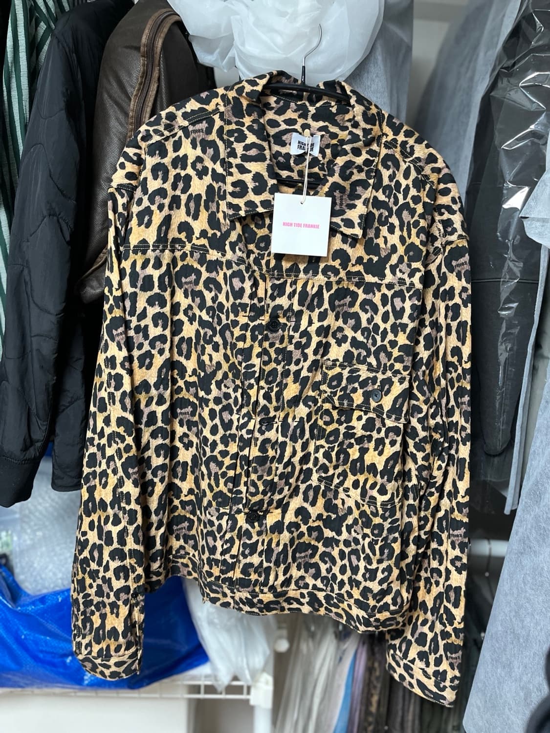 [새상품,L] 하이타이드프랭키 레오파드 트러커 자켓 셔츠  상품이미지3