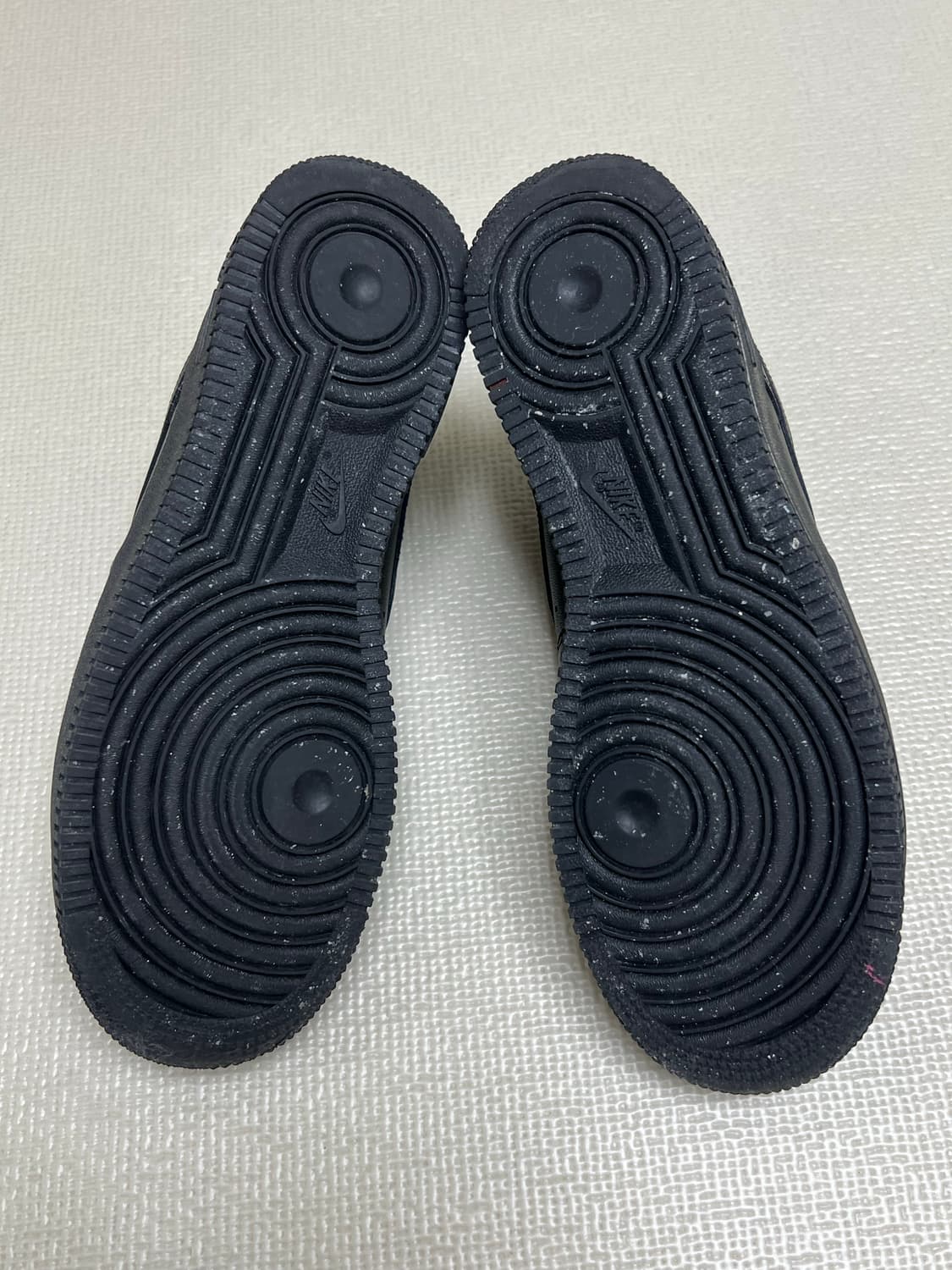 나이키 에어포스1 올블랙  상품이미지7