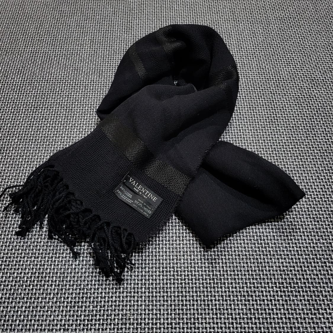 발렌타인 울 머플러 블랙 상품이미지1