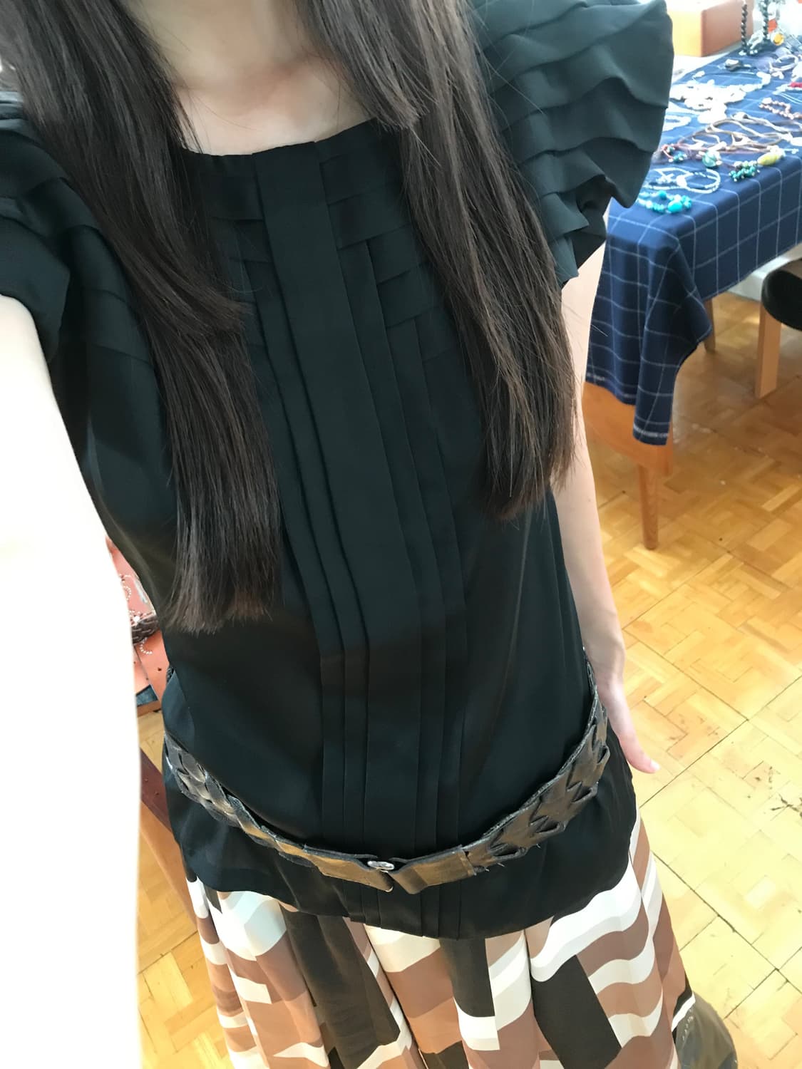 vintage black frill blouse 상품이미지2