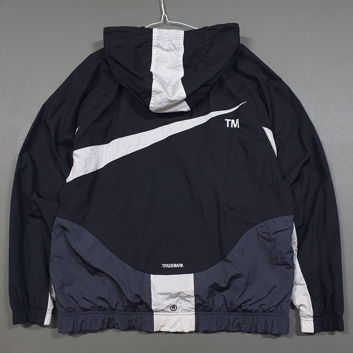 실측 XL 나이키 빅스우시 우븐 라인드 바람막이 후드 자켓 오레오 범고래 상품이미지10