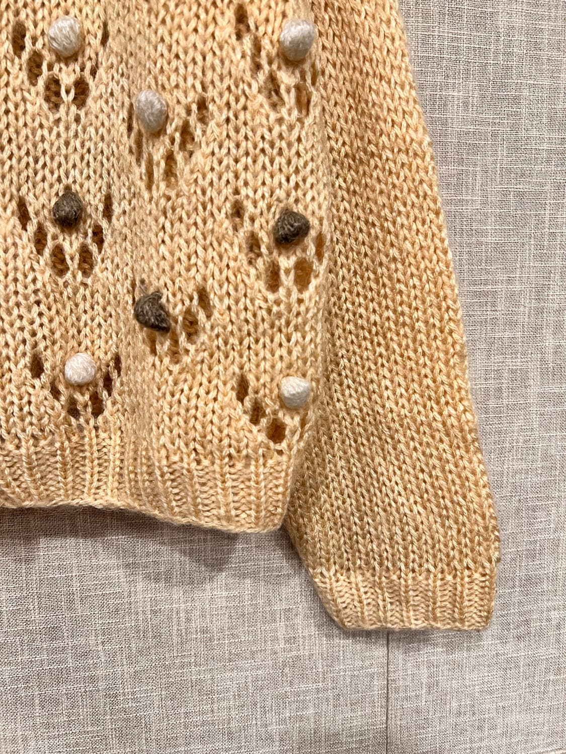 폼폼 브이넥 니트 가디건 옐로우 상품이미지3