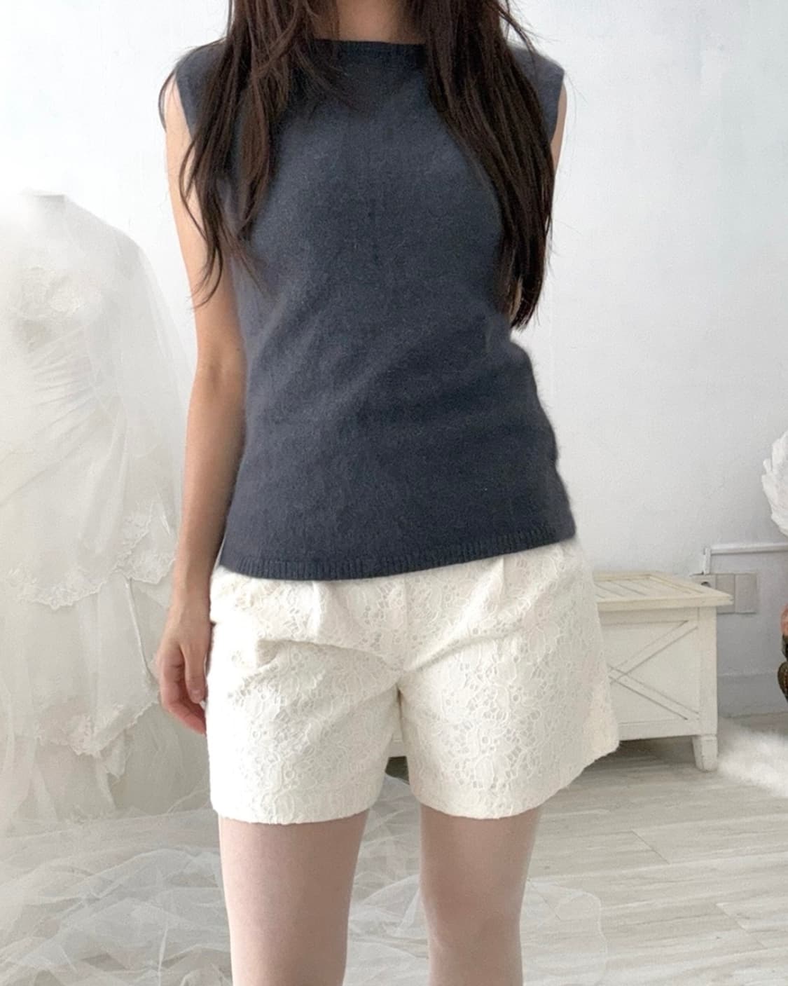 charcoal sleeveless knit 상품이미지3