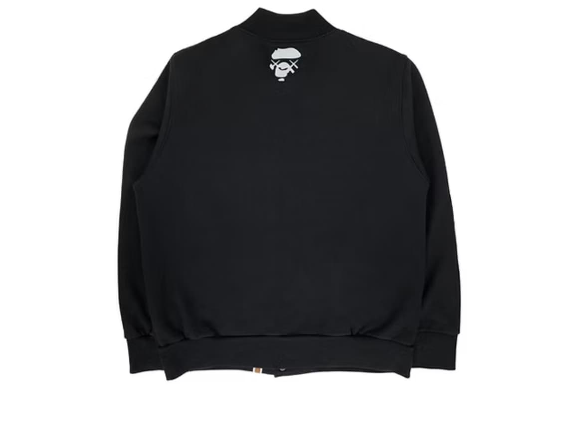 Bape kaws 베이프 카우스 바시티 자켓 상품이미지2