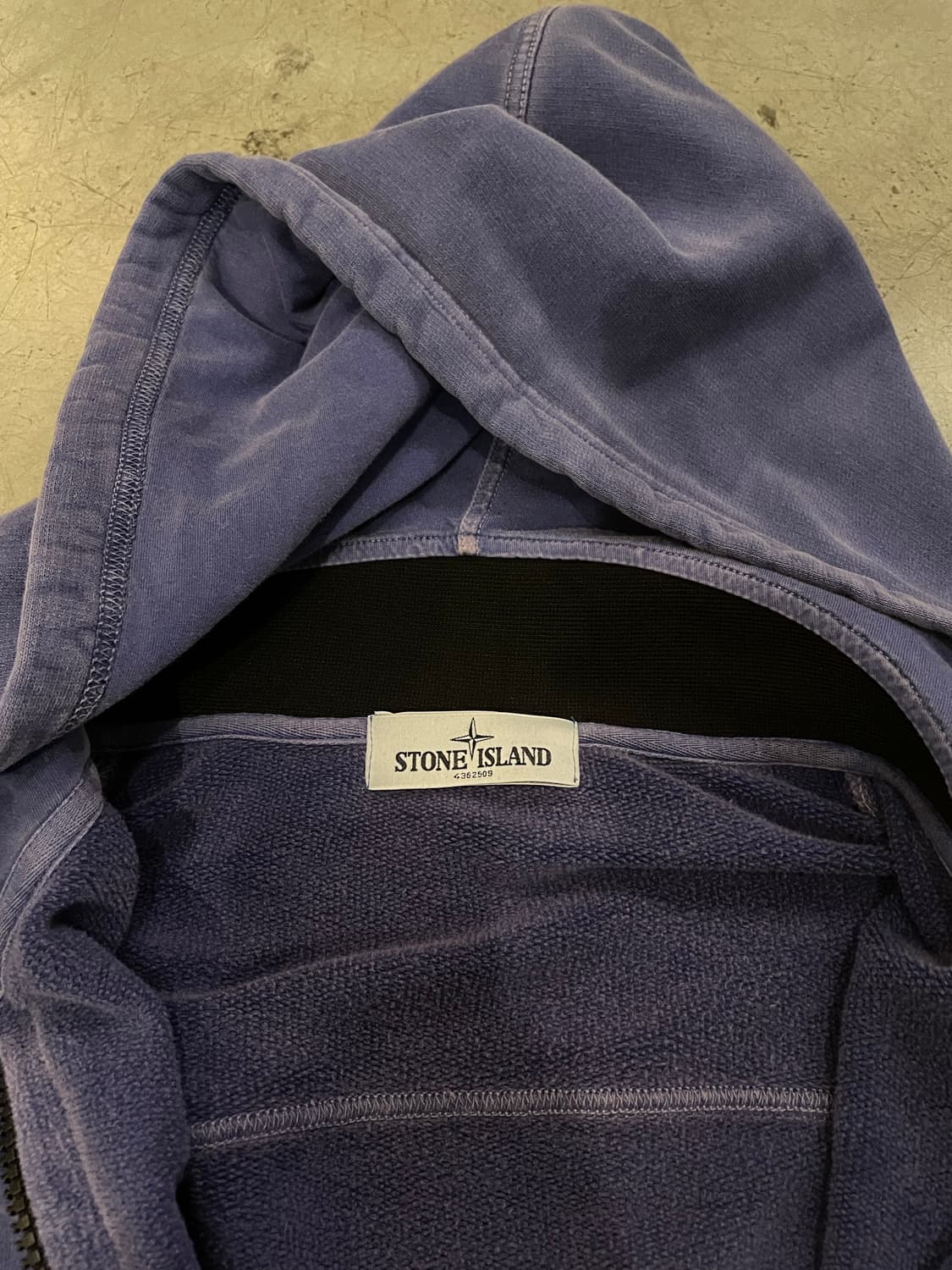 스톤아일랜드 13AW 가먼트다이드 후드집업 상품이미지3