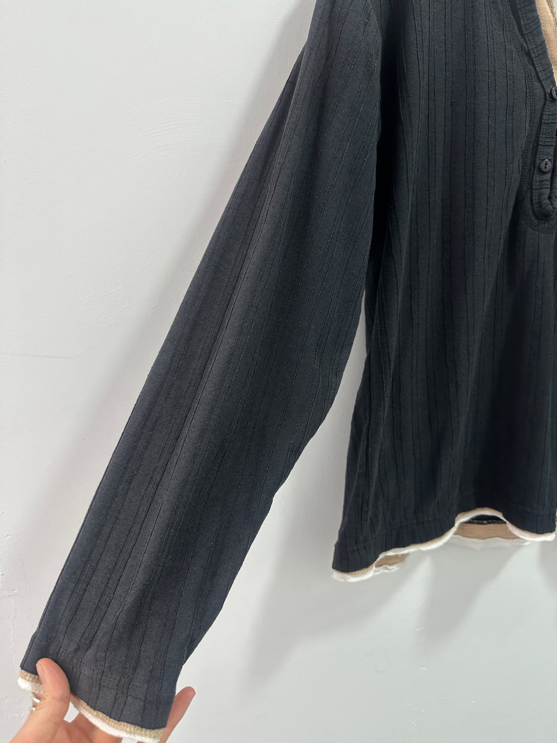 Fake layered black fade sleeve 상품이미지3