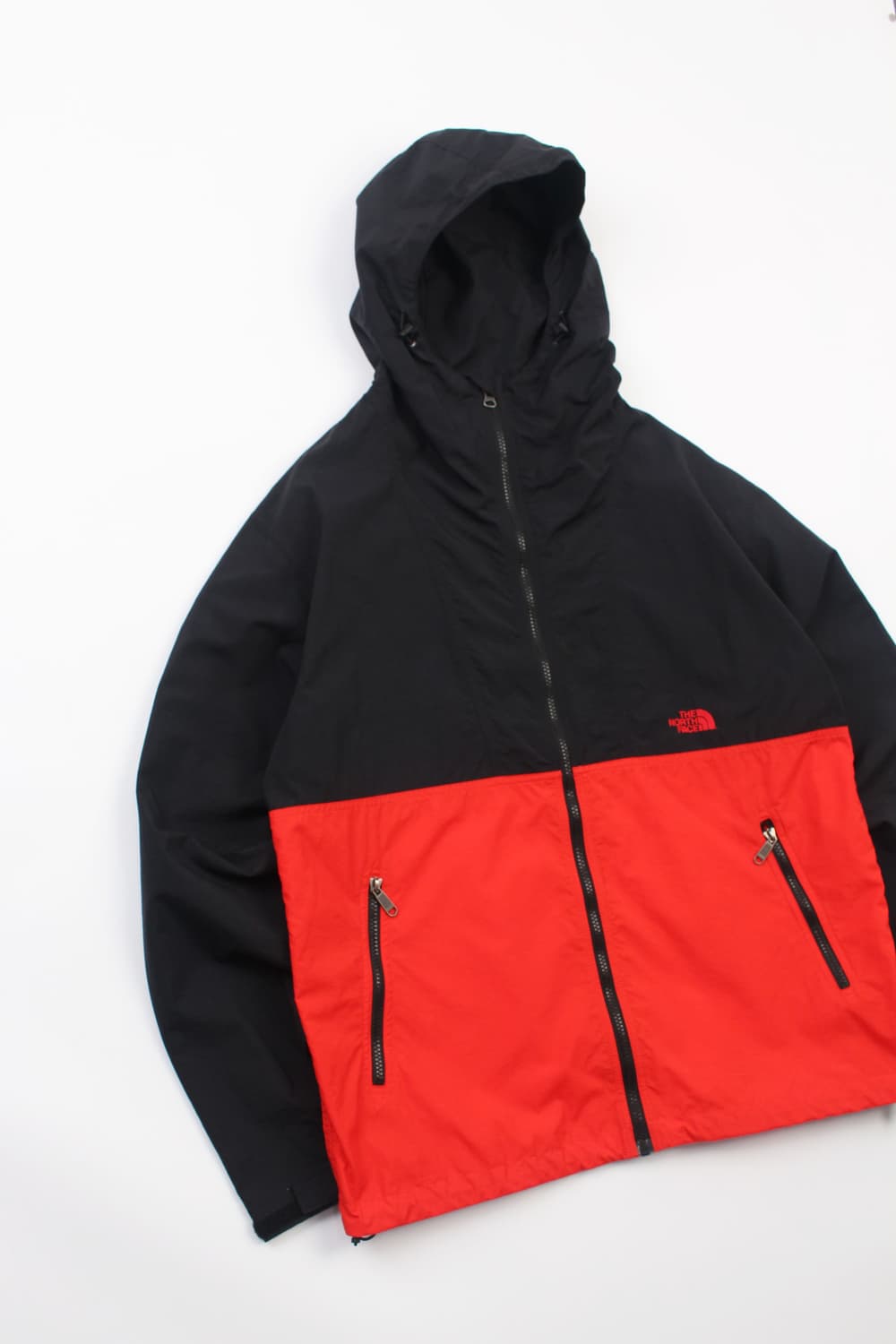 The North Face Windbreaker Hooded Zip-Up 상품이미지2